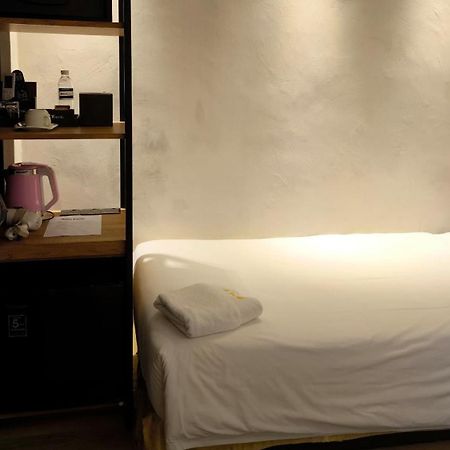 קוצ'ינג Roxy Hotel Padungan מראה חיצוני תמונה