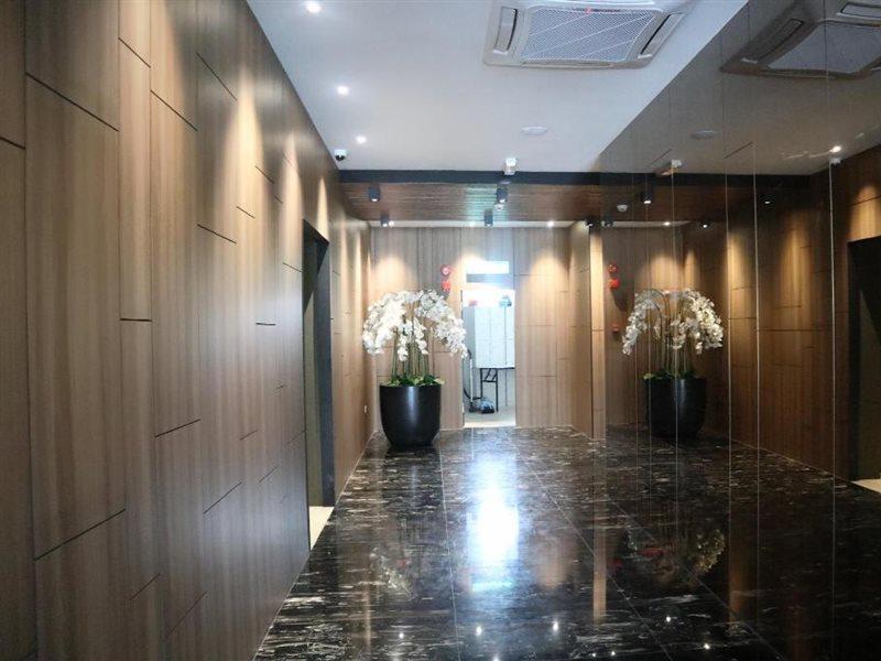 קוצ'ינג Roxy Hotel Padungan מראה חיצוני תמונה
