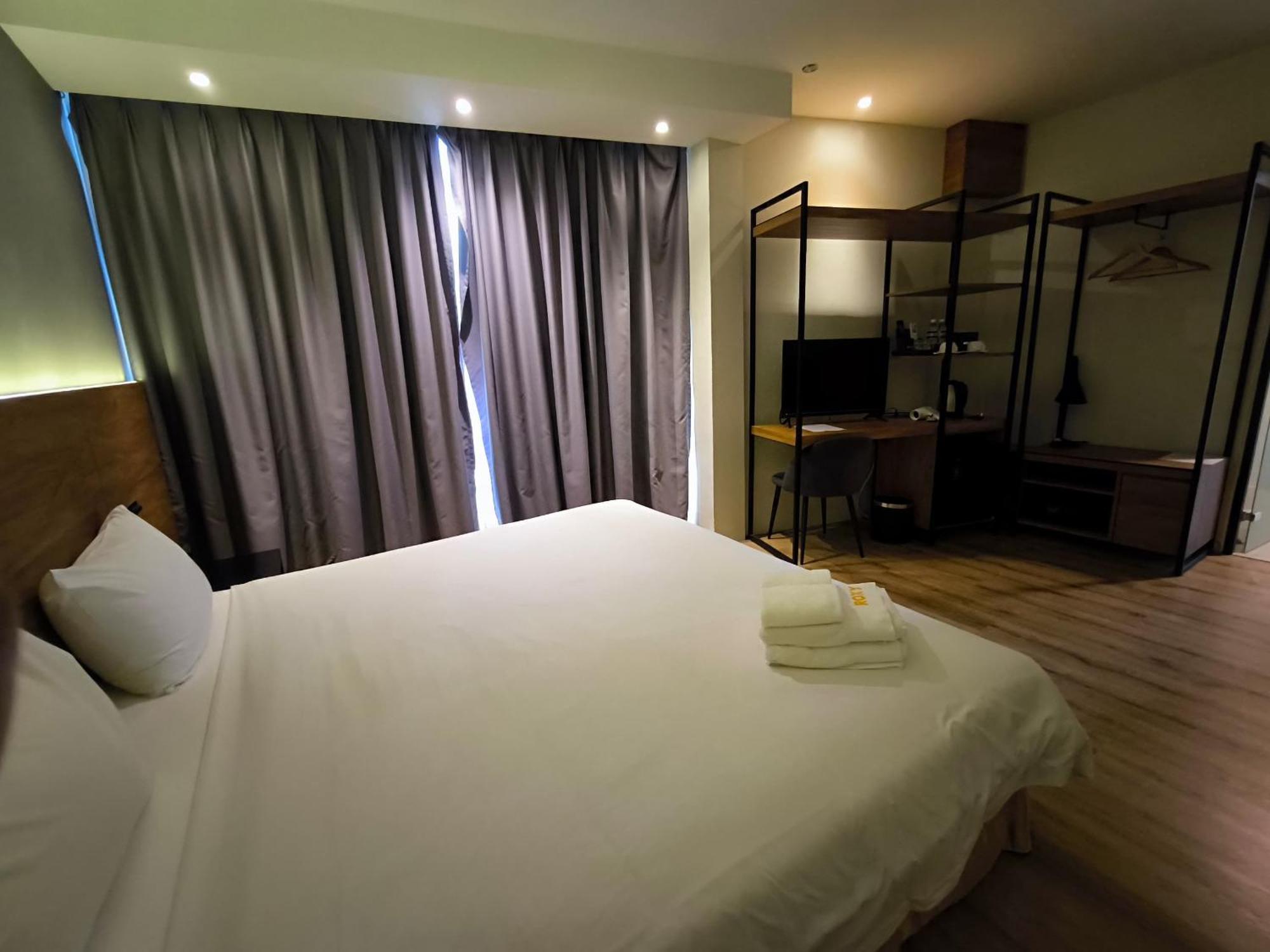 קוצ'ינג Roxy Hotel Padungan מראה חיצוני תמונה