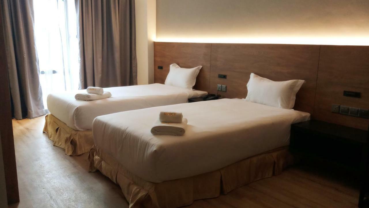 קוצ'ינג Roxy Hotel Padungan מראה חיצוני תמונה
